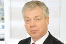 J&uuml;rgen G&uuml;nther