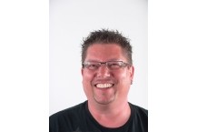 Uwe Nelles