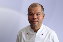 N.-D. Khoi