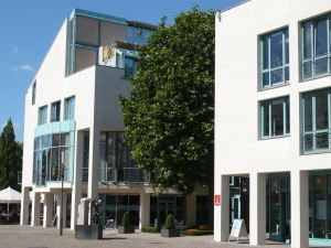 Rathaus mit Tourist-Information 