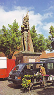 Markt unterm Roland