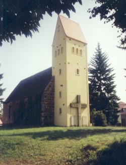 Die Dorfkirche in Merzdorf