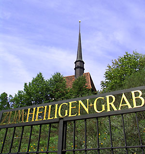 Heiliges Grab, Kreuzweg und Kirche St. Peter und Paul
