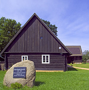 Njepila-Hof u. Sorbische Heimatstube Rohne 