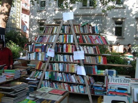 Grenz�berschreitender Flohmarkt in Konstanz und Kreuzlingen