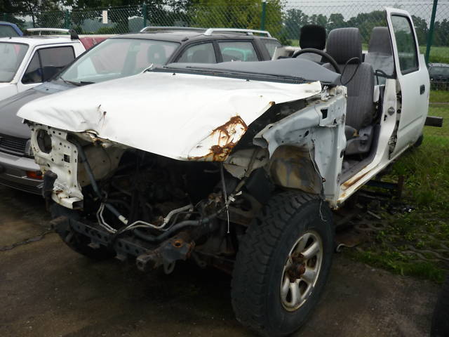 Toyota HiLux 4x4 Double Cab 2.4TD Toyota HiLux 4x4 Double Cab 2.4TD
